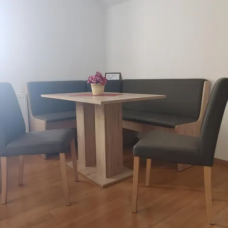 Apartma Katja Mojstrana