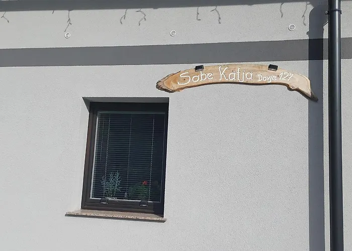 Apartma Katja בית אירוח מויסטראנה